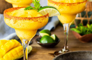Refreshing mango margarita recipe made with fresh mango and lime juice