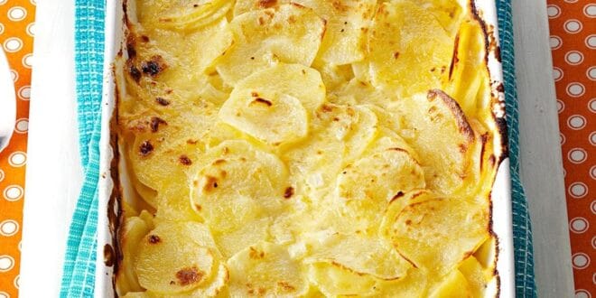 This easy au gratin potatoes recipe is excellent for holidays and family dinners