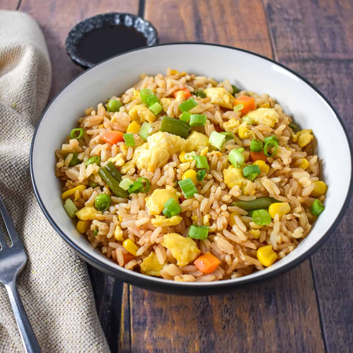 Simple egg fried rice recipe perfect for quick dinners