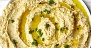Easy hummus without tahini recipe made with chickpeas, lemon, and garlic
