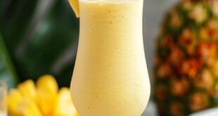 Piña Colada recipe with pineapple juice and coconut cream