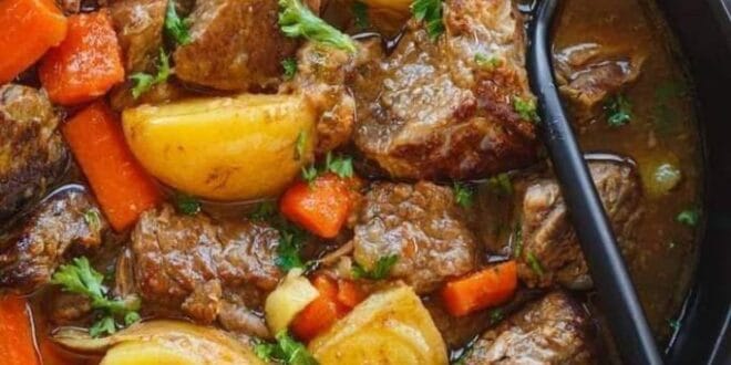 Hearty slow cooker beef stew recipe with tender meat and vegetables