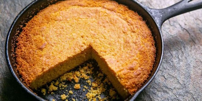 Easy Southern cornbread made with cornmeal and buttermilk